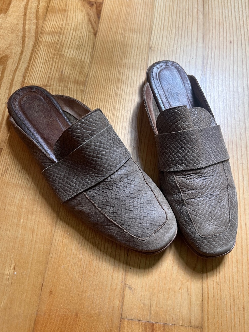 Leather Slide Loafer Mules, Slip-on Shoes | Made in Spain | Olive Brown
